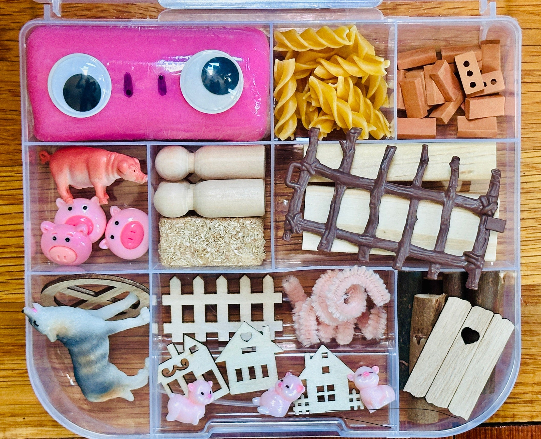Three Little Pigs Playdough Sensory Kit