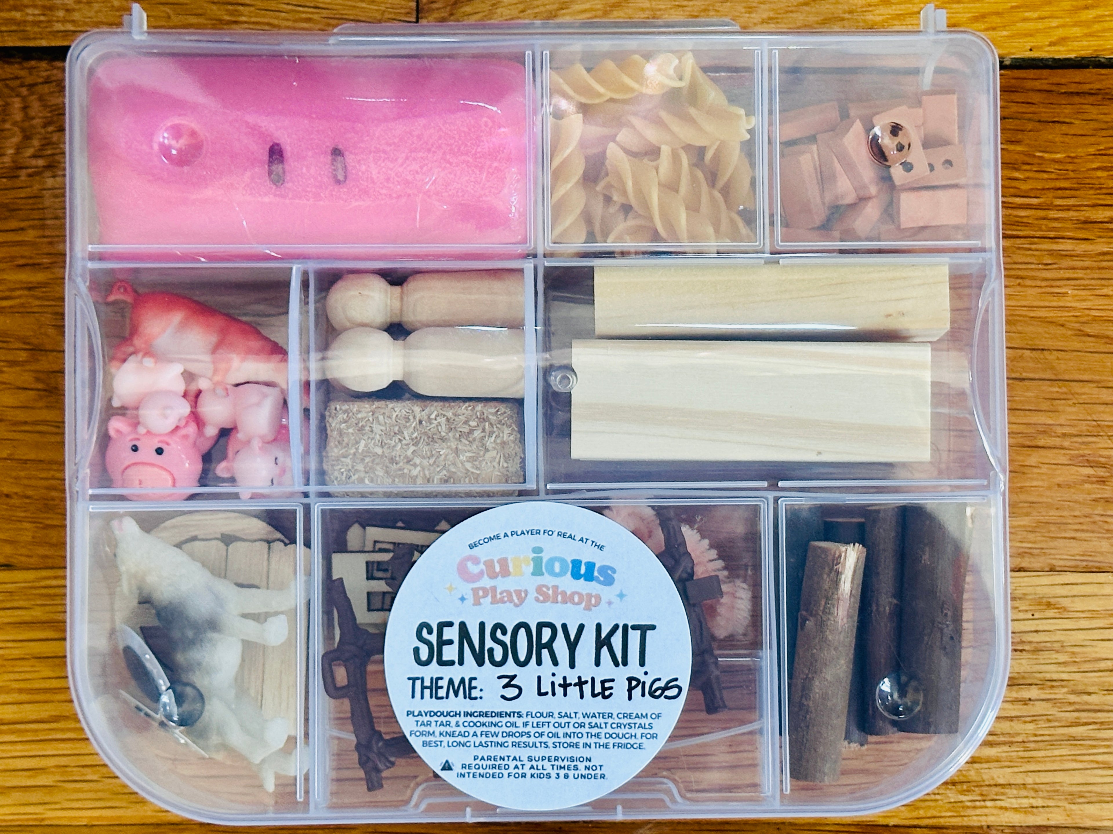 Three Little Pigs Playdough Sensory Kit