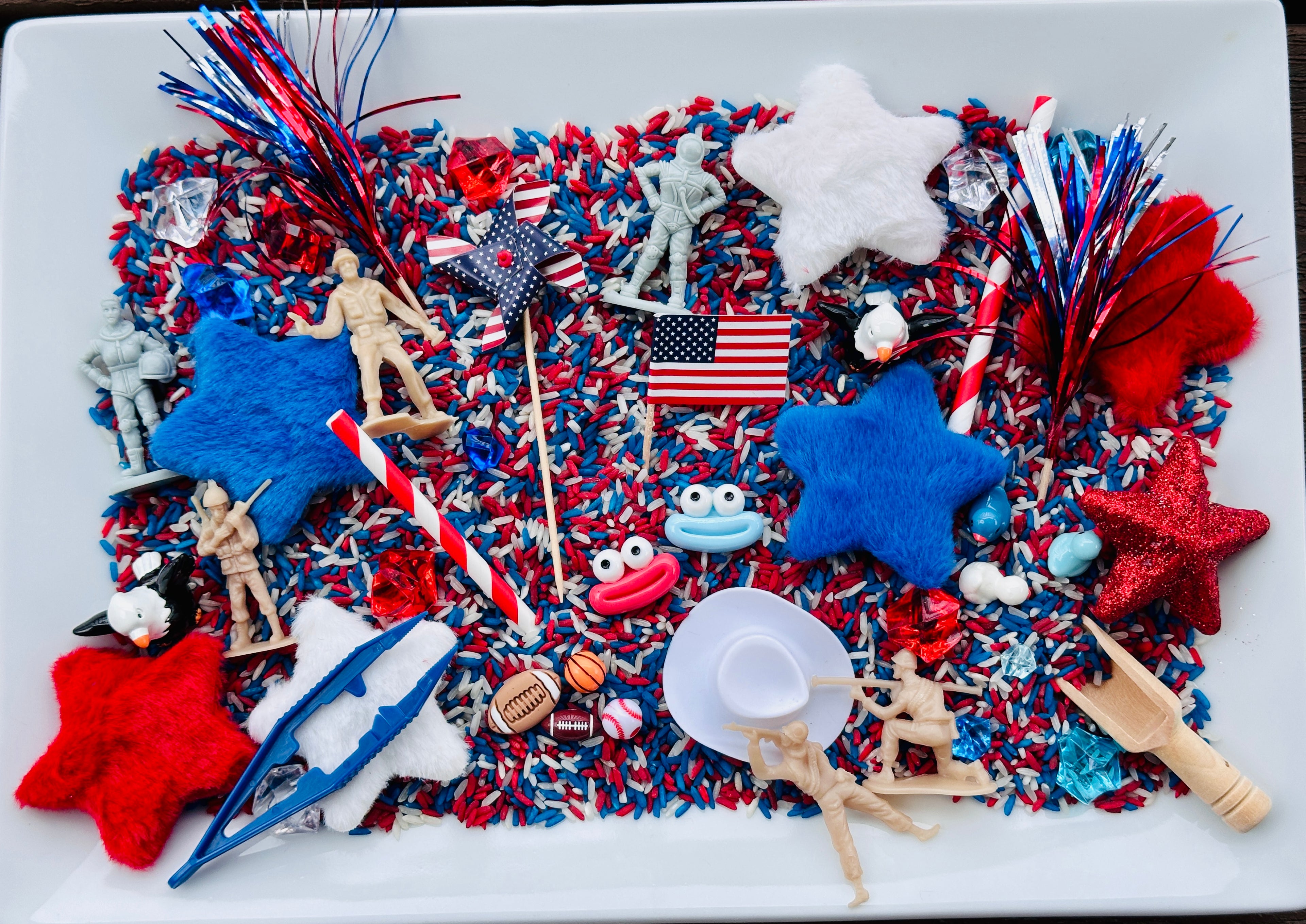 Let Freedom Ring 4th of July Loose Parts & Rice Sensory Bin Kit