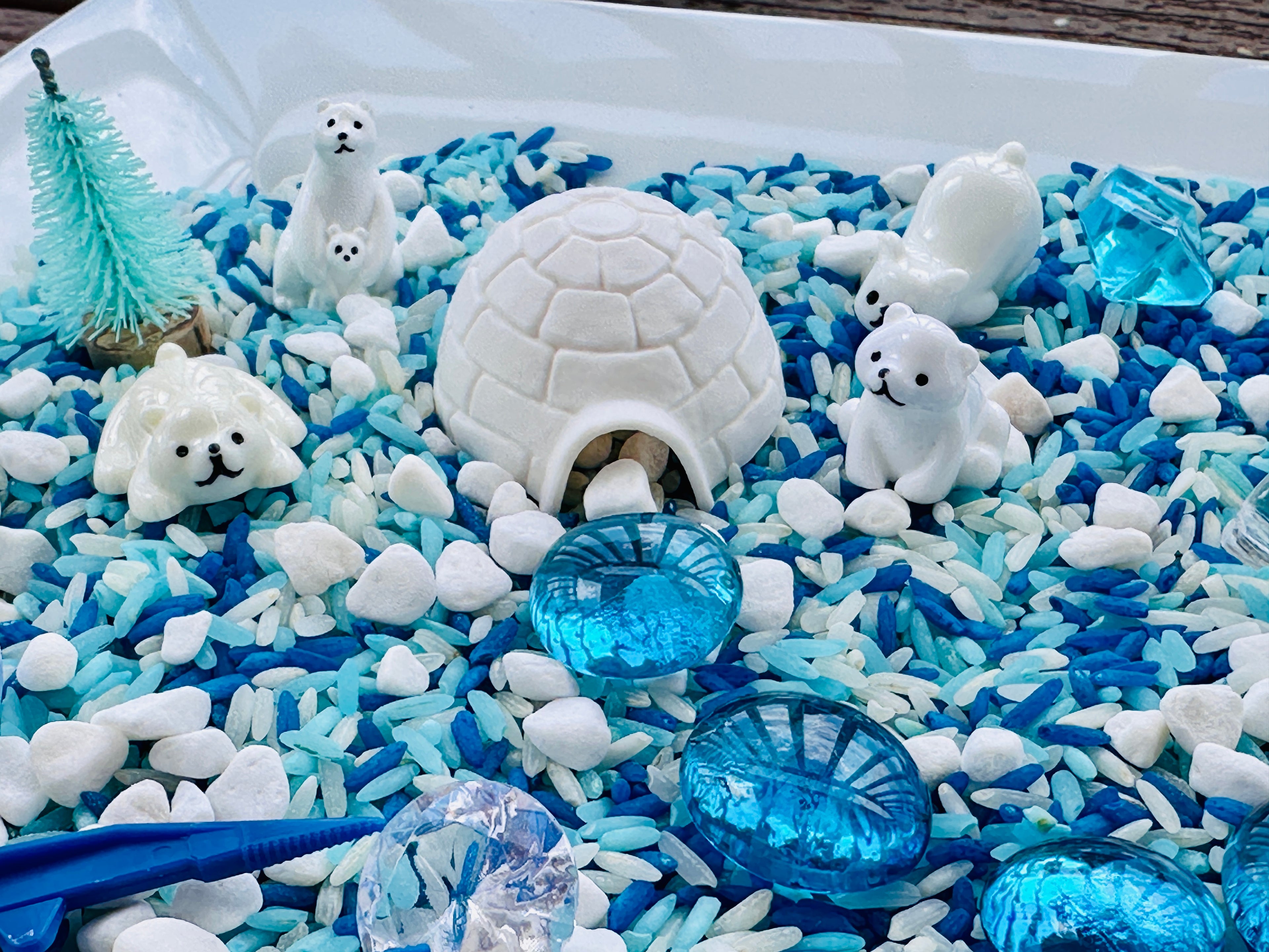 Arctic Winter Loose Parts & Rice Sensory Bin Kit