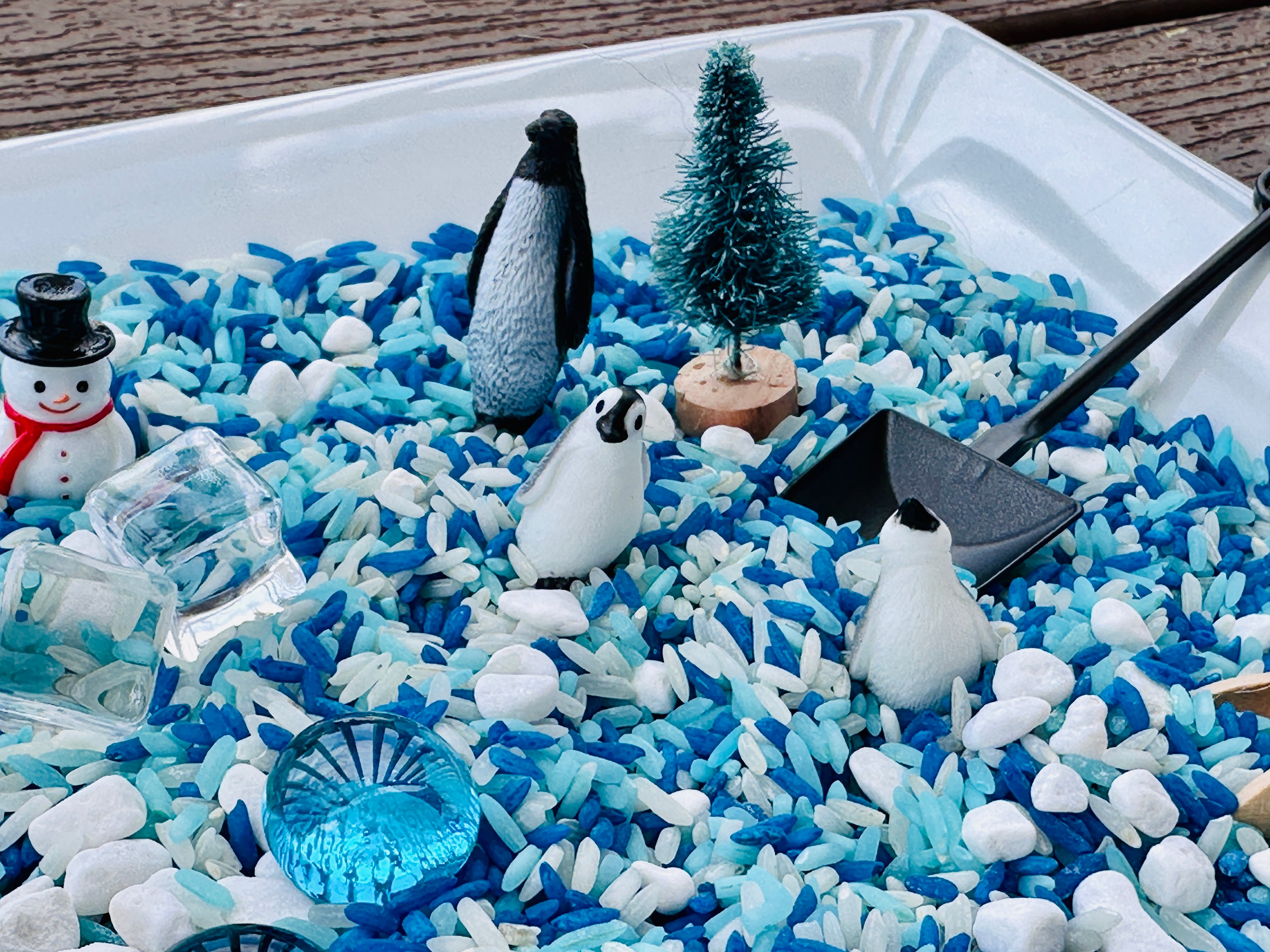 Arctic Winter Loose Parts & Rice Sensory Bin Kit