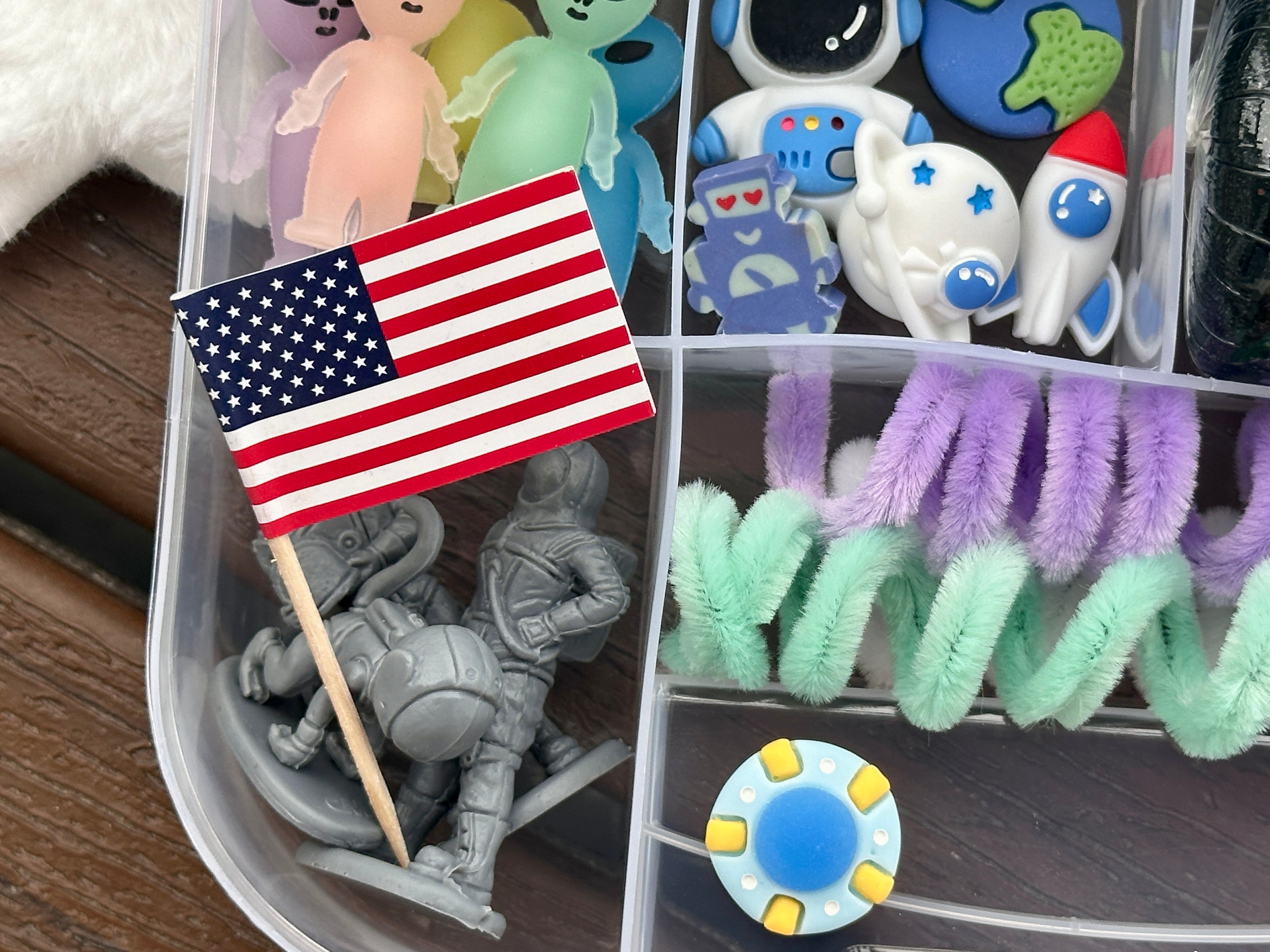 Space/Alien Playdough Sensory Kit